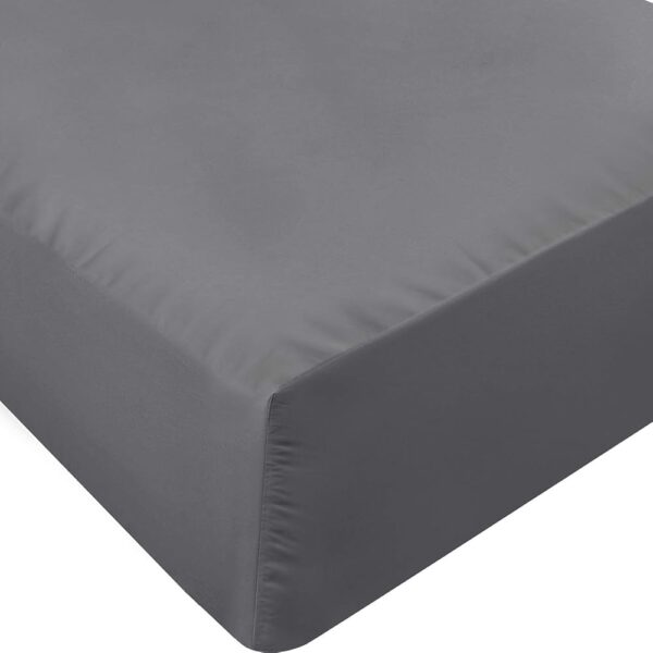 Utopia Bedding Full Fitted Sheet - Bottom Sheet - Deep Pocket - Soft Microfiber - Shrinkage and Fade Resistant - Easy Care -1 Fitted Sheet Only (Grey)