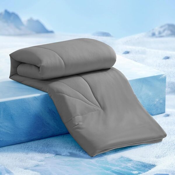 Elegear Revolutionary Cooling Comforter Queen Absorb Body Heat to Keep Cool, Cooling Blanket for Hot Sleepers Japanese Arc-Chill 3.0 Cool Tech Fabric Summer Comforter...